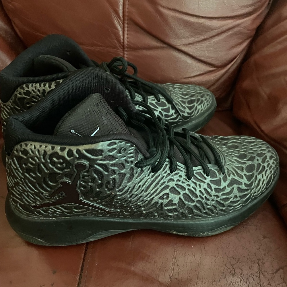Jordan Ultra.Fly Black Dark Grey 10 - Picture 3 of 6